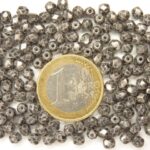 0020244 Chalk white Grey Marmered facet 4mm. 50 pc.-0