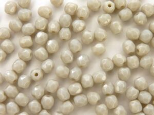 0020280 Light opaque Grey Facet 4mm. 50 Pc.-0