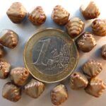 0030111 Opaque Silk Brown Silver Travertin, Special Cut 18 stuks-0