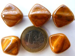 0030022 Opaque bruin met glans 5 Pc.-0