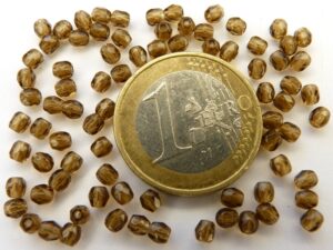 0030199 Smoke Topaz facet, 3 mm. 75 stuks-0