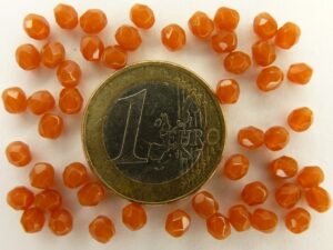 FP1-04-12000 Milky Caramel Czech Glass Facet Firepolish 4mm