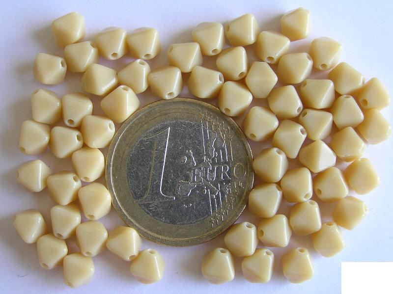 0040025 Beige dubbele piramide-0 0040025 Beige dubbele piramide-0