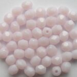 0070339 Opaque Light Pink, facet 4 mm. 40 Pc.-0