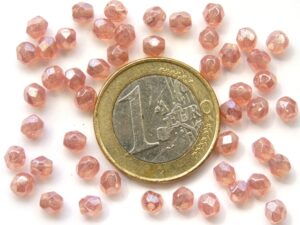 0070340 Luster Milky Pink facet 4 mm. 40 Stuks-0