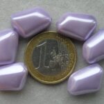 0080002 Lichtpaarse glasparel nugget 8 stuks-0