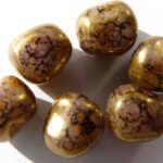 0080200 Opaque white met purple senegal lazura luster.-0
