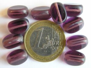 0080285 Violet/paars driehoekige tablecut kralen-0