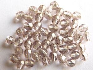 0080507 Light amethyst facet, silver inside 4 mm.-0