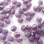 0080522 White Opal Vega Lumi, facet 4 mm. 40 Pc.-0