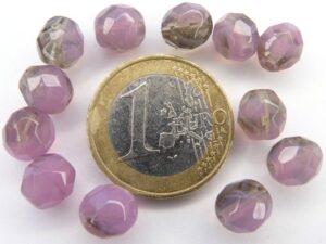 0080609 Opal paars met Black diamond facet 8 mm.-4740