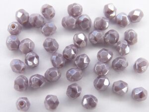 0080621 Opaque Lavender facet met luster 4 mm.-0