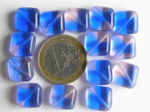 0090003 Blauw met roze bijna vierkant. 14 Pc.-0