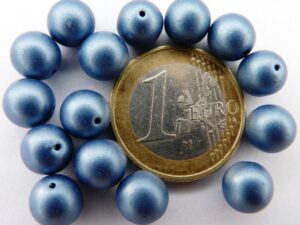 0090070 Metallic Suede Blue Round 8 mm. 14 Pc.-0