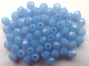 0090117 Milky Sapphire facet 3 mm.-0