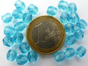 0090311 Aquamarine facet 6 mm. 25 stuks-0