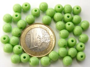 0100090 Opaque Spring green Round 6 mm. 40 Pc.-0