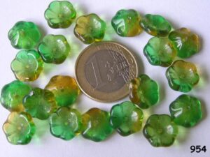 0100165 Groen met iets oranje bloem-0