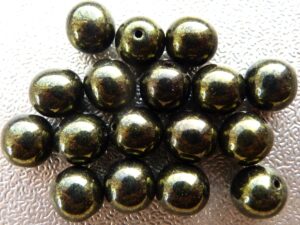 0100169 Dark green metallic round 10 mm. 17 Pc.-0