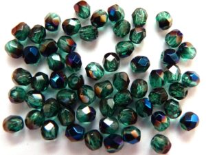 0100367 Emerald met Blue Iris facet 3 mm.-0