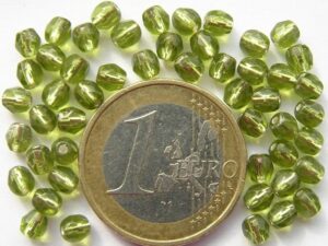 0100434 Silverlined Olijfgroen facet 4 mm.-0