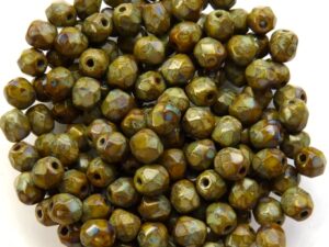 0100471 Opaque green met Travertin facet 4 mm.-6415