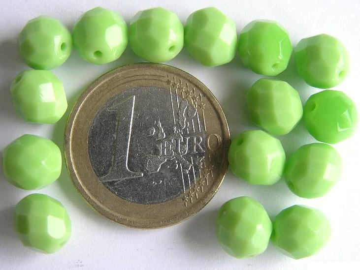0100489 Opaque apple green facet 8 mm.-0 0100489 Opaque apple green facet 8 mm.-0