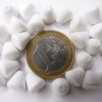 0140012 Wit Kegeltje, 8 x 8 mm, 25 stuks-0