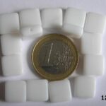 0140015 wit vierkant 10,5 x 10,5 x 4 mm-0