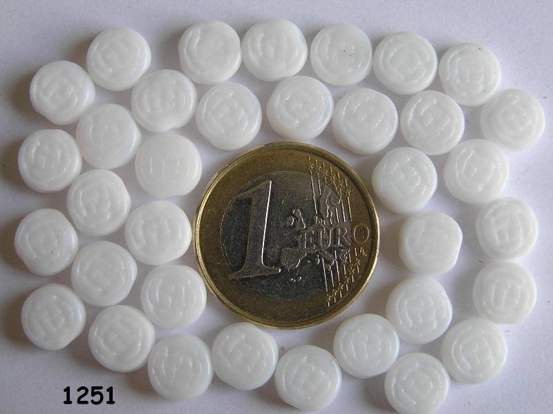0140019 Wit rond schijfje met werkje-0 0140019 Wit rond schijfje met werkje-0
