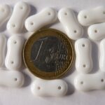 0140049 Witte 2 gats verdeler, 16 x 8 x 4 mm.-0