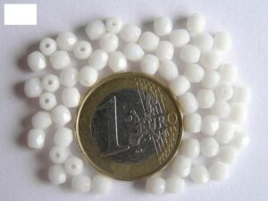 0140203 Opaque White facet 4 mm.-0