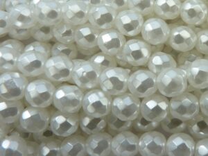 0140236 White Pearl Facet geslepen 8 mm. 15 stuks-0