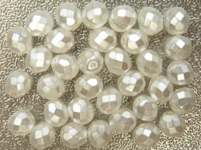 0140237 Crystal OFF-White Pearl Facet 8 mm. 15 St.-0