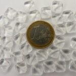0150006 Crystal vierkant, gaatje diagonaal.-0