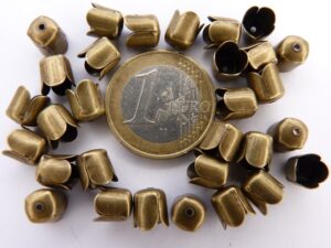 0160074 Eindkappen, Antique Bronze 6,5 x 7,5 mm. 30 stuks.-0