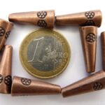 0160075 Red Copper Tibetan Style Eindkap 20 x 8 mm. 8 St.-0