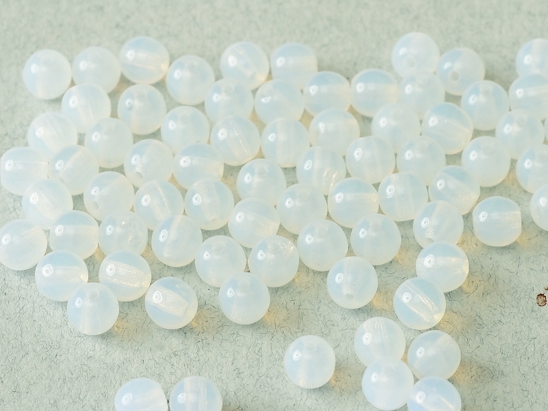 03-R-01000 White Opal Round 3 mm.-0 03-R-01000 White Opal Round 3 mm.-0