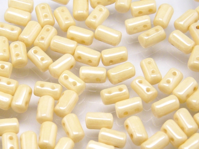 Rul-03000-14413 Opaque White Champagne Luster Rulla 10 gram-0 Rul-03000-14413 Opaque White Champagne Luster Rulla 10 gram-0