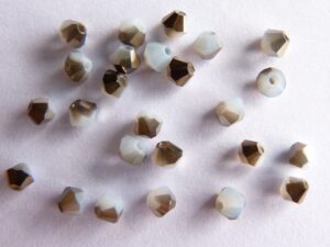 03-MC-01000-22601 White Opal Satin 3 mm. 50 Pc.-0