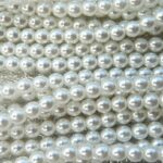 04-132-19001-70400 Shiny Bright White Glass Pearl 4 mm. 120 Pc.-0