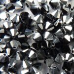 04-MC-23980-27001 Bicones Jet met Half Silver, 50 stuks-0