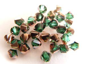 04-MC-50720-27101 Bicone Emerald Capri Gold 50 pc 4 mm-0