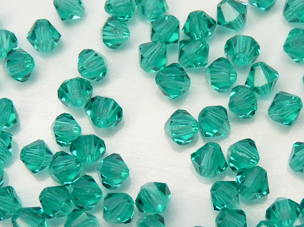 04-MC-60220 Blue Zircon bicones 4 mm 04-MC-60220 Blue Zircon bicones 4 mm