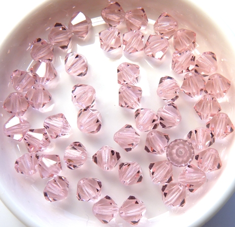 06-MC-70210 MC Bicones Light Rose 6 mm. 24 Pc.-0 06-MC-70210 MC Bicones Light Rose 6 mm. 24 Pc.-0