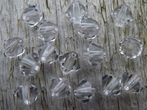 06-MC-00010 Bicone Crystal 6 mm. 24 Pc.-0