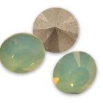 390 Pacific Opal Xirius Swarovski SS 39. 2 stuks-0