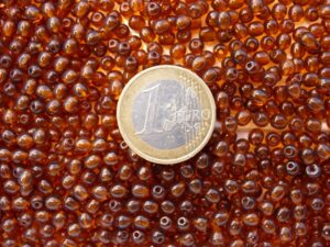 04-R-10120 Dark Topaz round 4 mm. 150 pc.-0