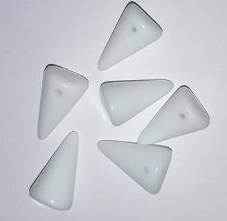 SP-12x18-03000 fat spikes 12x18 mm Opaque White