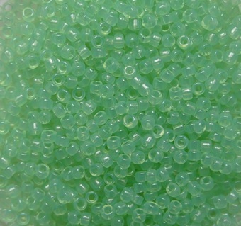 TR-15-1144 Milky Kiwi Toho rocailles 15-0 color 1144 TR-15-1144 Milky Kiwi